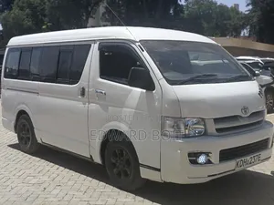 Toyota HiAce 2010 White