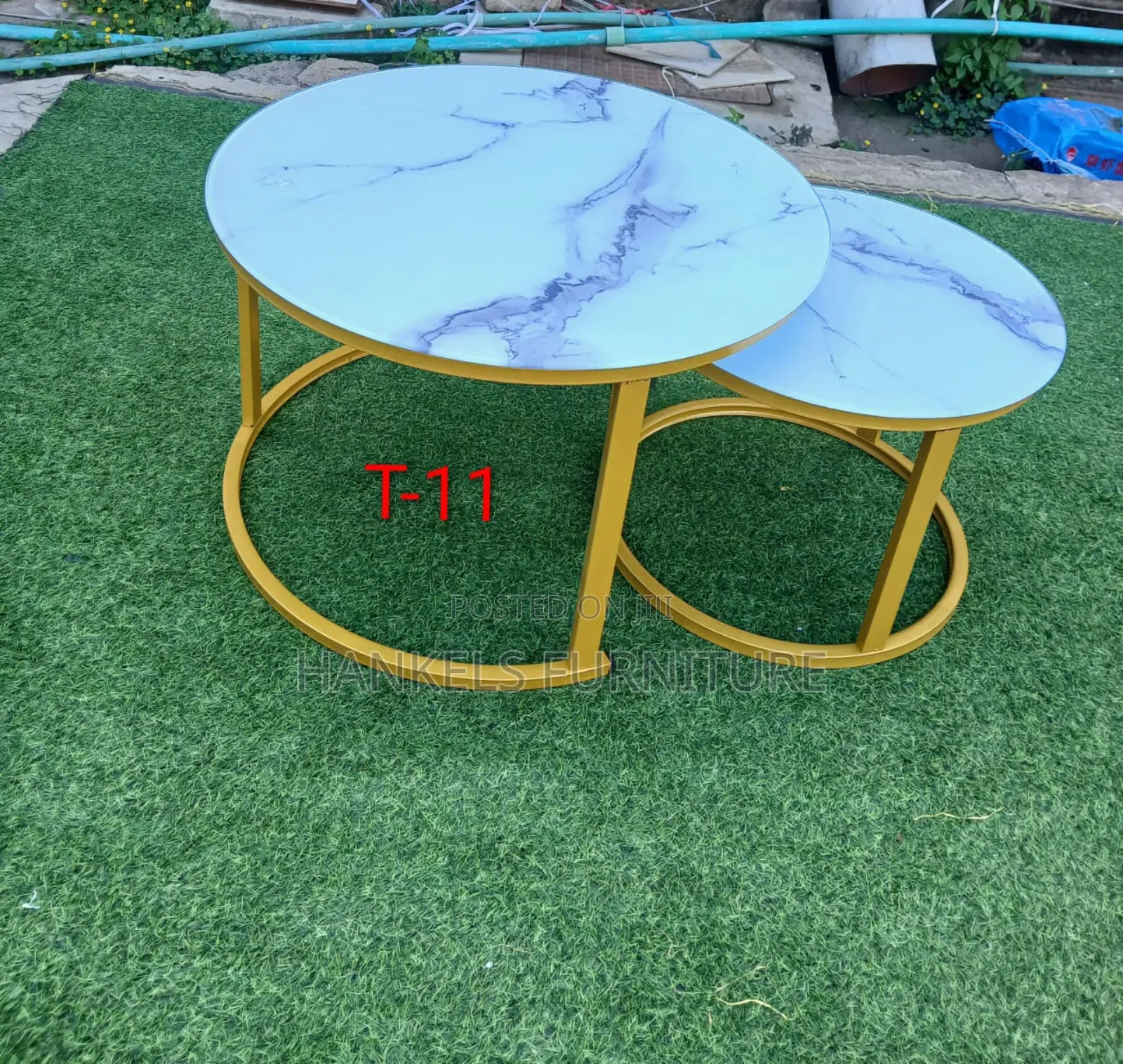 Space-Saving Two-in-One Nesting Stools
