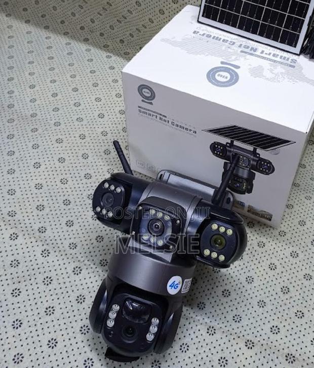 Triple Lens 4g Solar PTZ Camera Solar-Powered