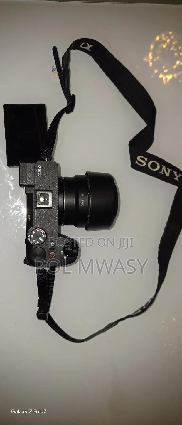 Sony A6700 + 50mm F1.8 Fe - thumbnail 2