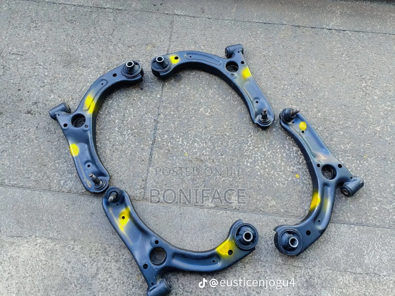 Front Lower Arm for Daihatsu Mira