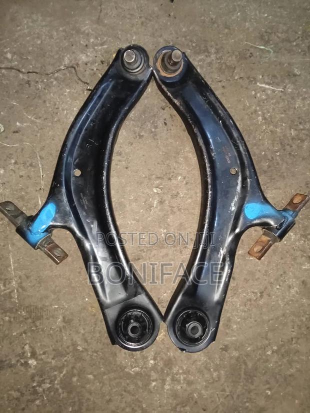 Front Lower Arms for Nissan Extrail Nt31