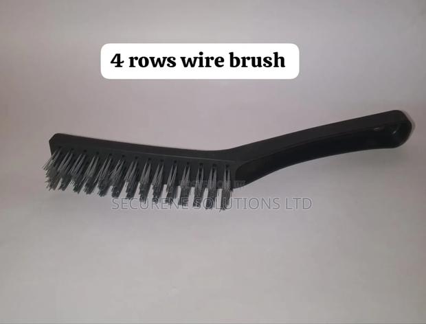 4-row Steel Wire Brush With A Plastic Handle - main view