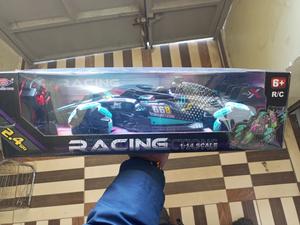 Rechargeable Remote Control Stunt Car - thumbnail 2