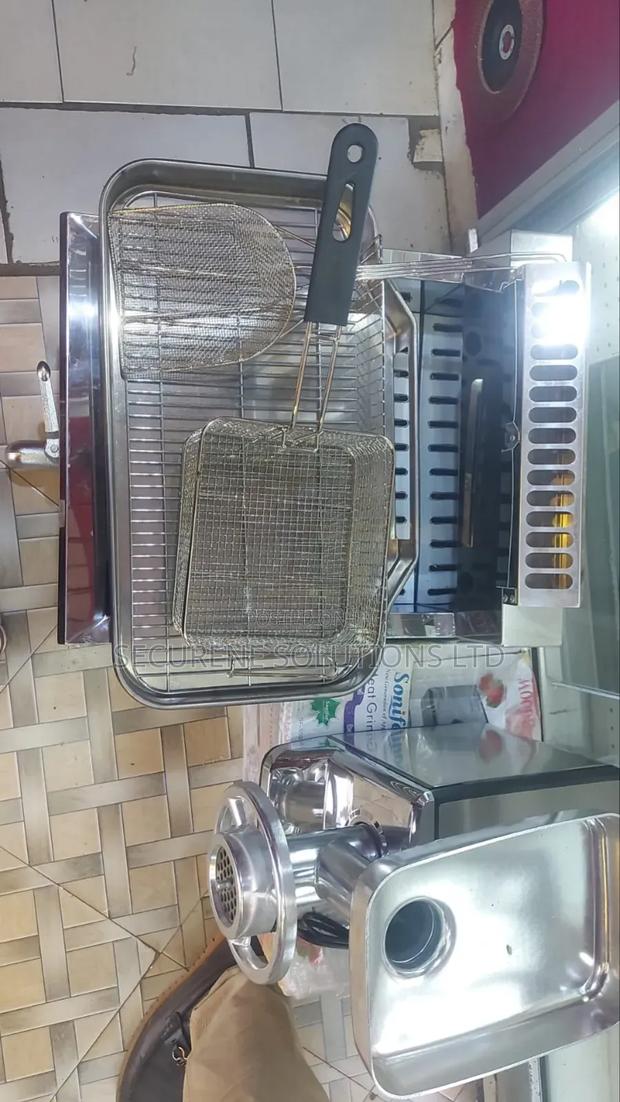 Commercial Deep Fryer,A Single-tank Model. - thumbnail 2
