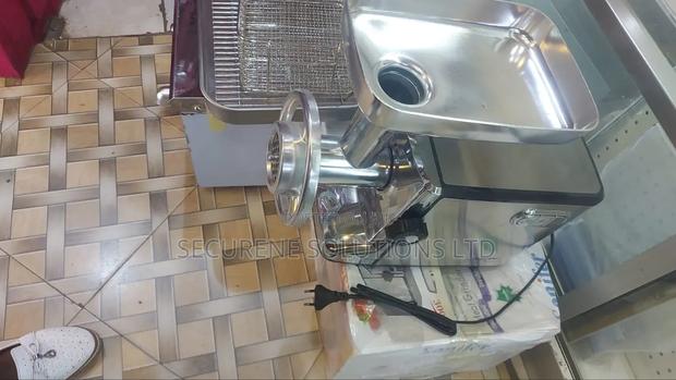 Sonifer Sf-5001 Electric Meat Grinder. - thumbnail 3