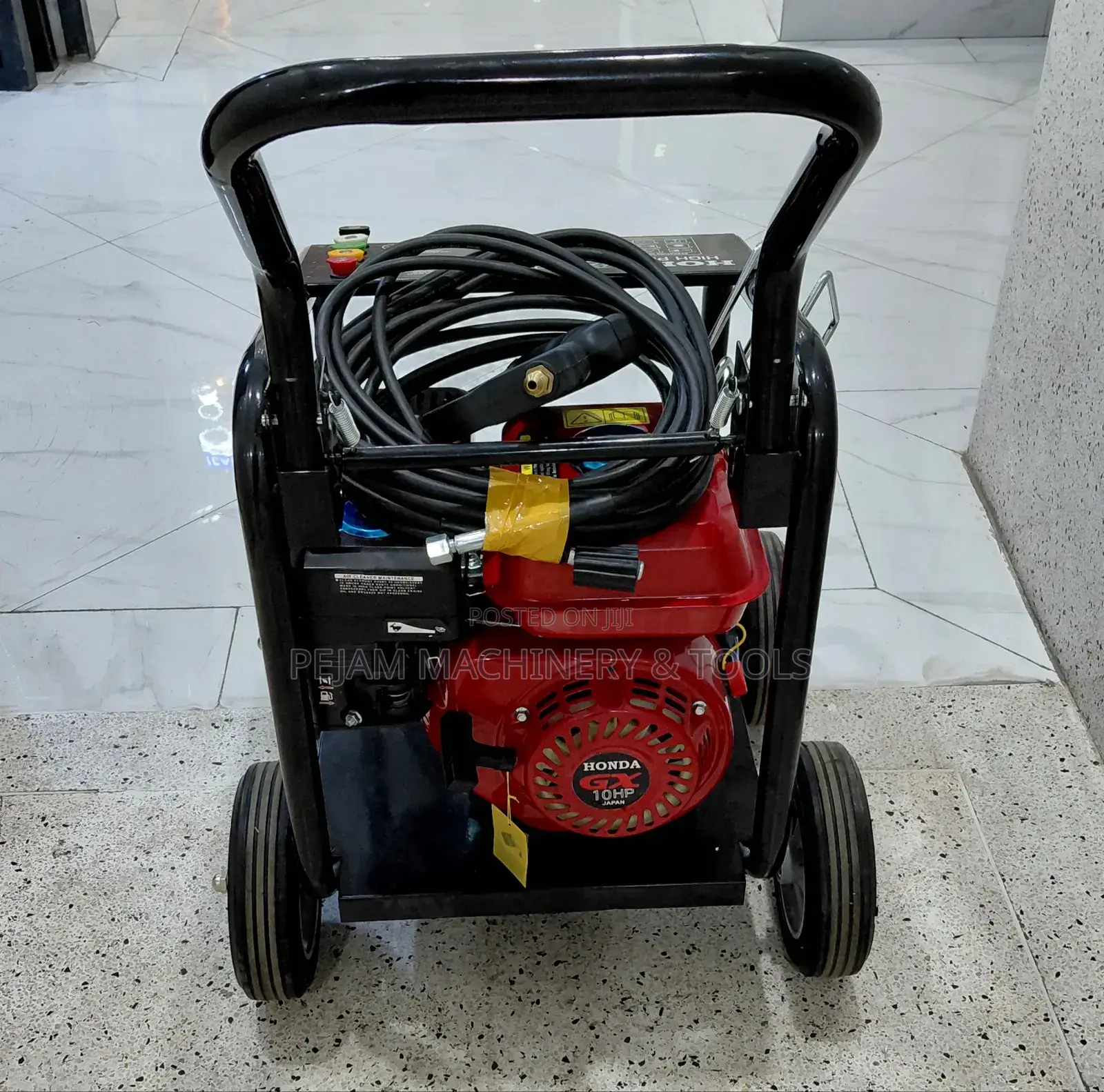 Honda Gasoline High-Pressure Washer a Heavy-Duty Machine 3800psi