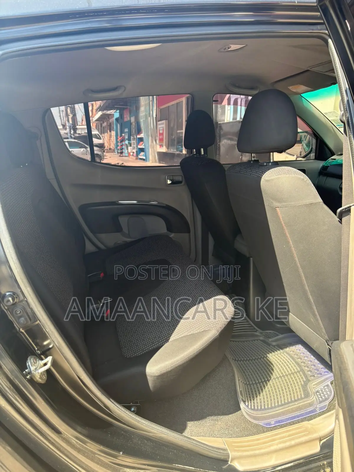Mitsubishi L200 2013 Black