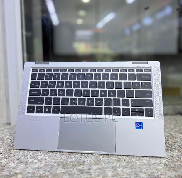 Laptop HP EliteBook x360 1030 G8 32GB Intel Core i7 SSD 512GB