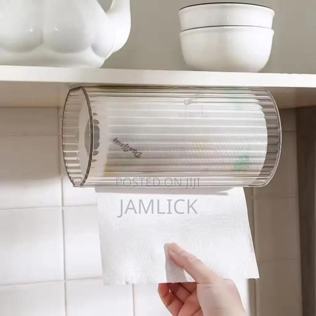 Wall-Mounted Bathroom Tissue Box - Cr - main view