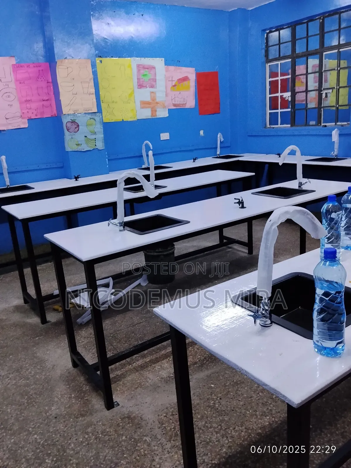 School Lab Portable Table