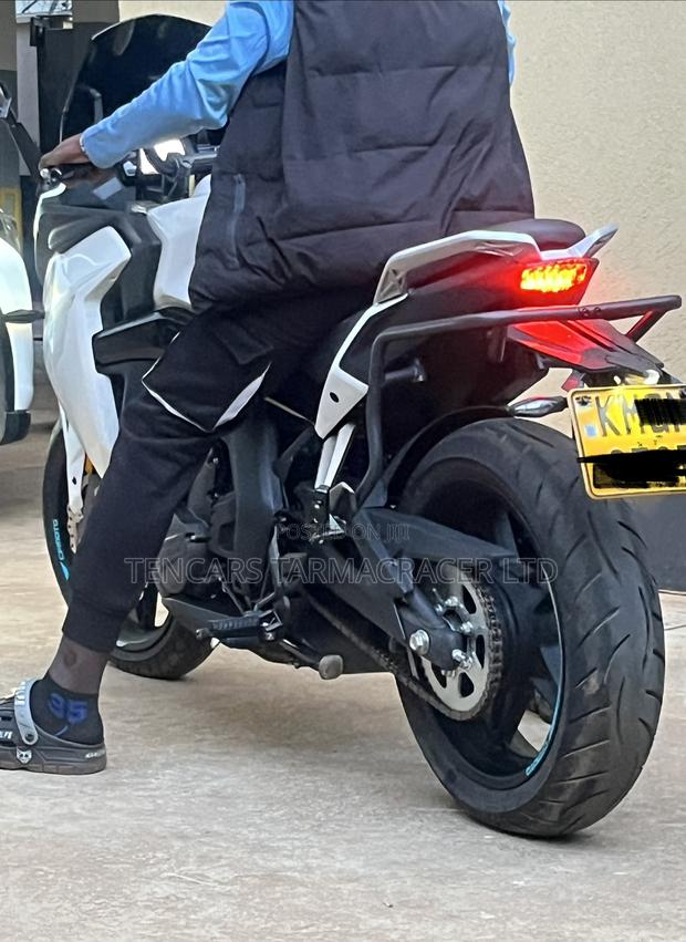 New CFMoto 650GT 2023 White - thumbnail 10