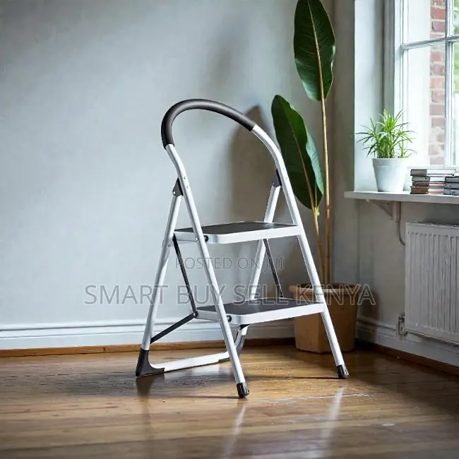 Heavy-Duty Safe Sturdy Structure 2 Step Ladder Stepladder