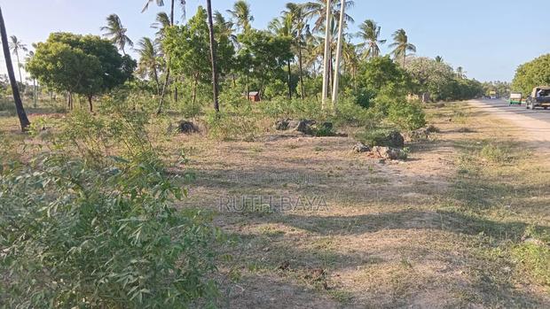 Land and Plots - thumbnail 7