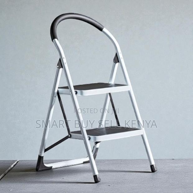 Heavy-Duty Reliable Quality Aluminum 2 Step Ladder Stepladder