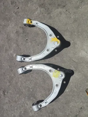 Volkswagen Touareg Upper Arms