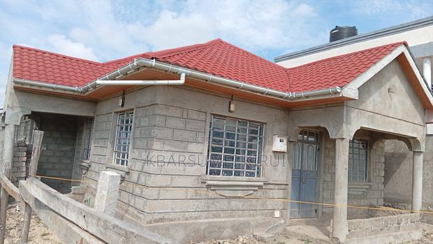 4bdrm House in Riverside, Complex Utawala for sale