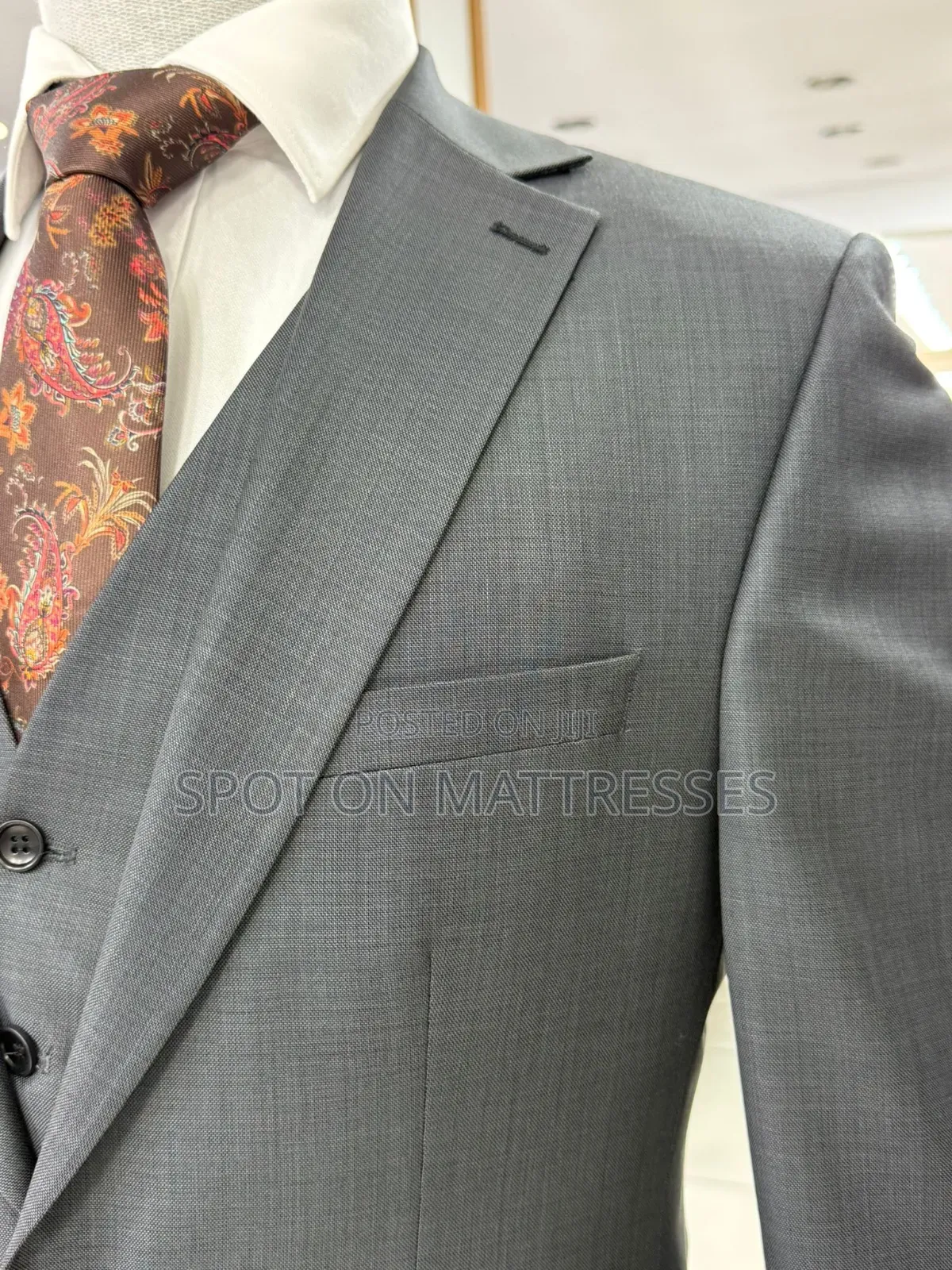 Official Men Suits 100% Wool From Turkey + Free Tie And Free Delivery