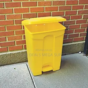 Medical Use 30 Litres Hard Plastic Step Pedal Waste Garbage Dust Bin