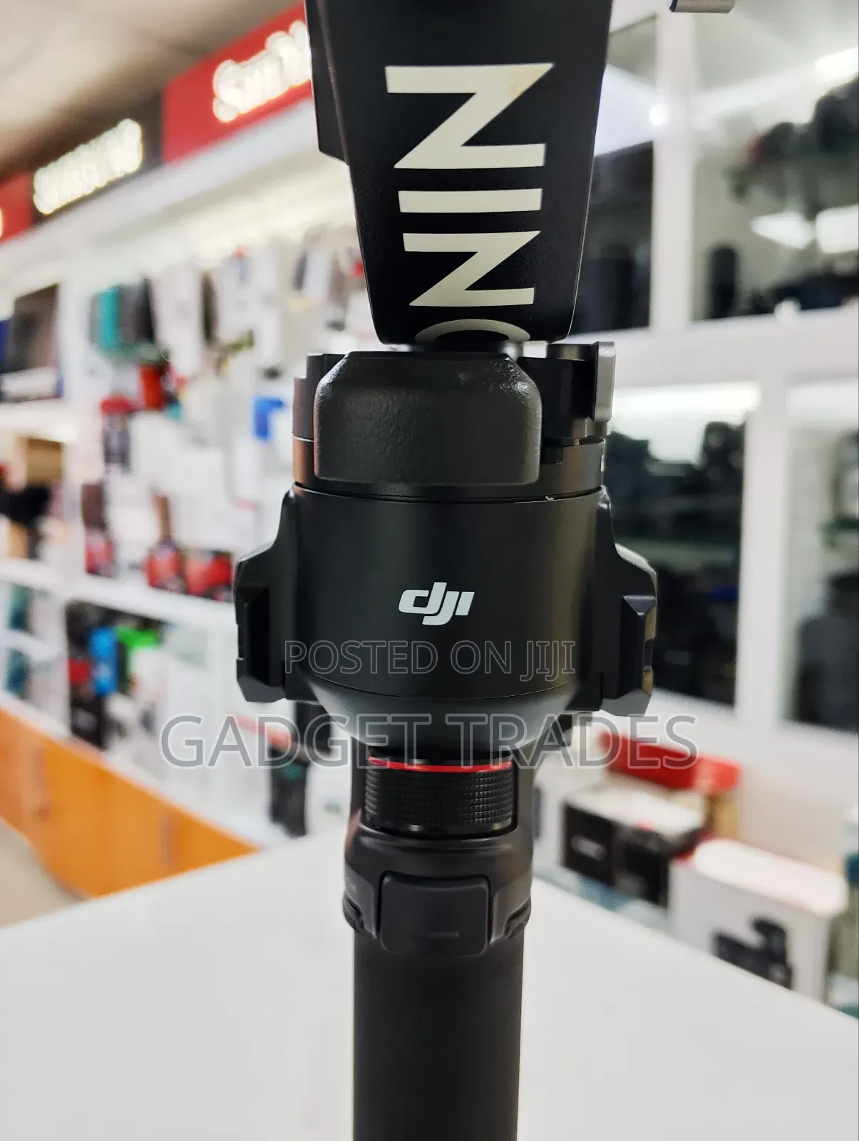 Dji Rs 4 Gimbal Stabilizer Combo(With Tripod, Support and Rings?