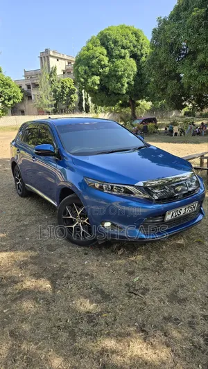 Toyota Harrier 2018 Blue