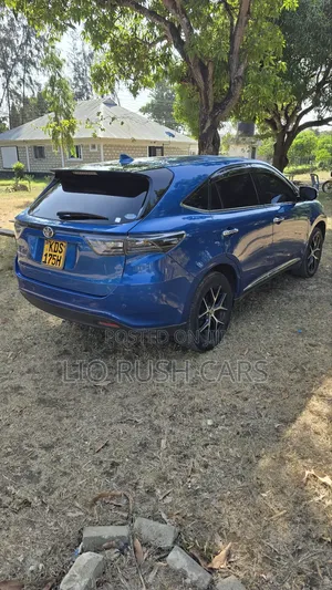 Toyota Harrier 2018 Blue
