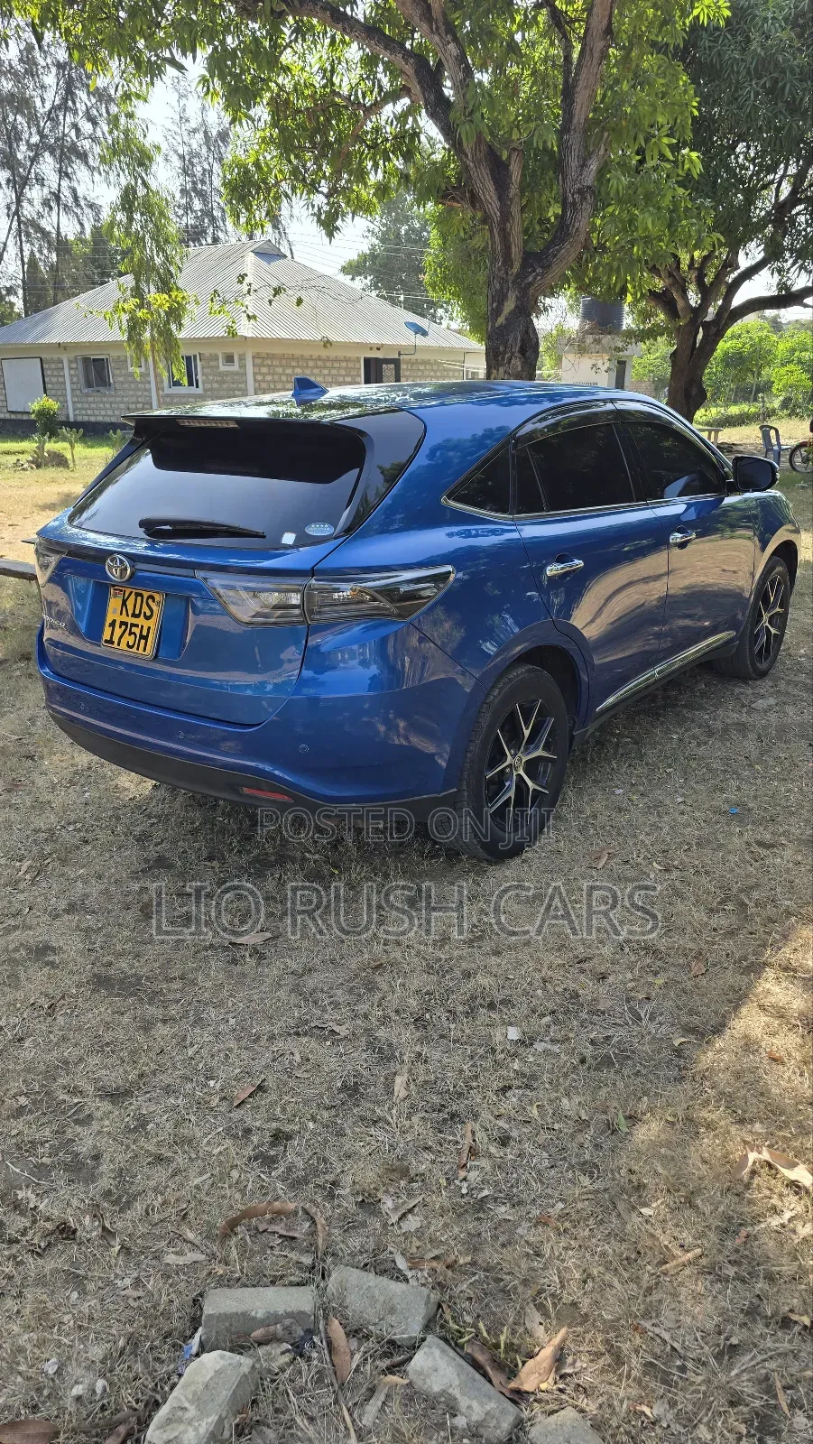 Toyota Harrier 2018 Blue
