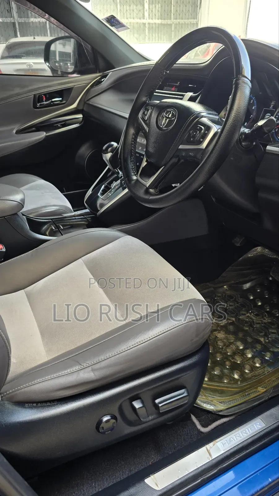 Toyota Harrier 2018 Blue