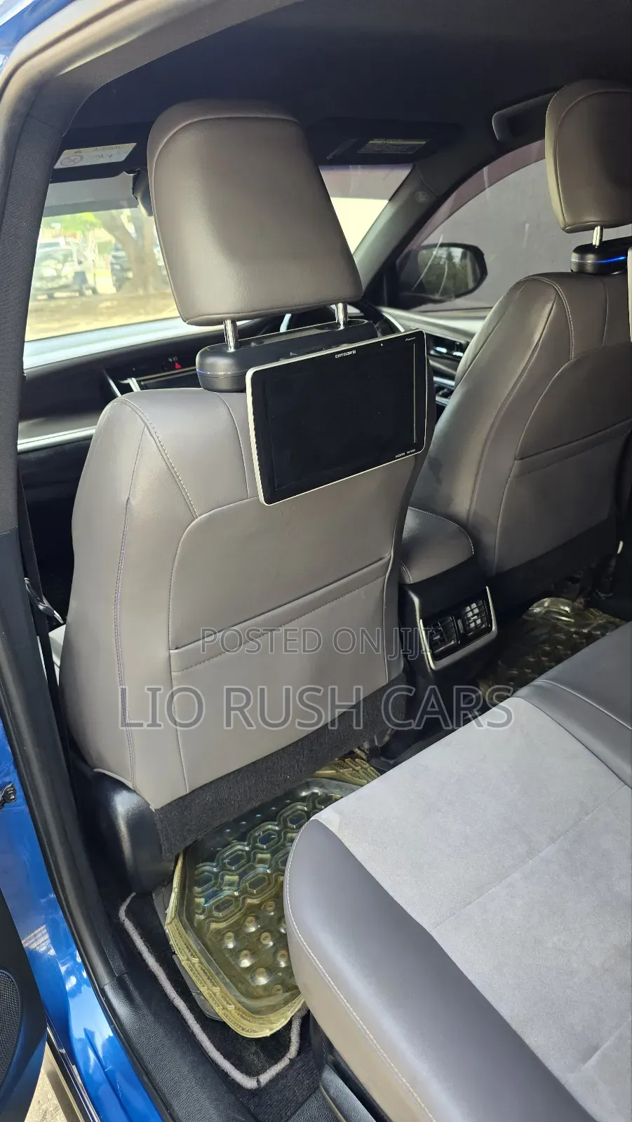 Toyota Harrier 2018 Blue