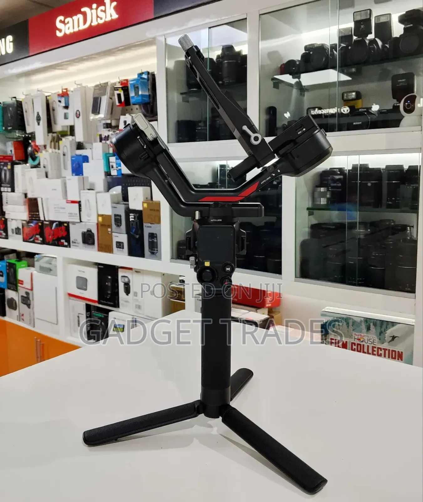 Dji Rs 4 Gimbal Stabilizer Combo(With Tripod, Support and Rings?
