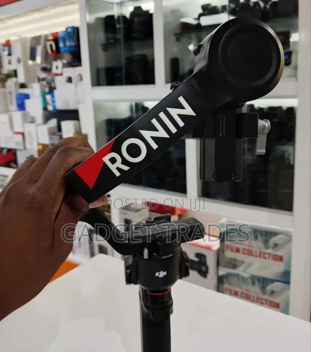 Dji Rs 4 Gimbal Stabilizer Combo(With Tripod, Support and Rings? - thumbnail 3