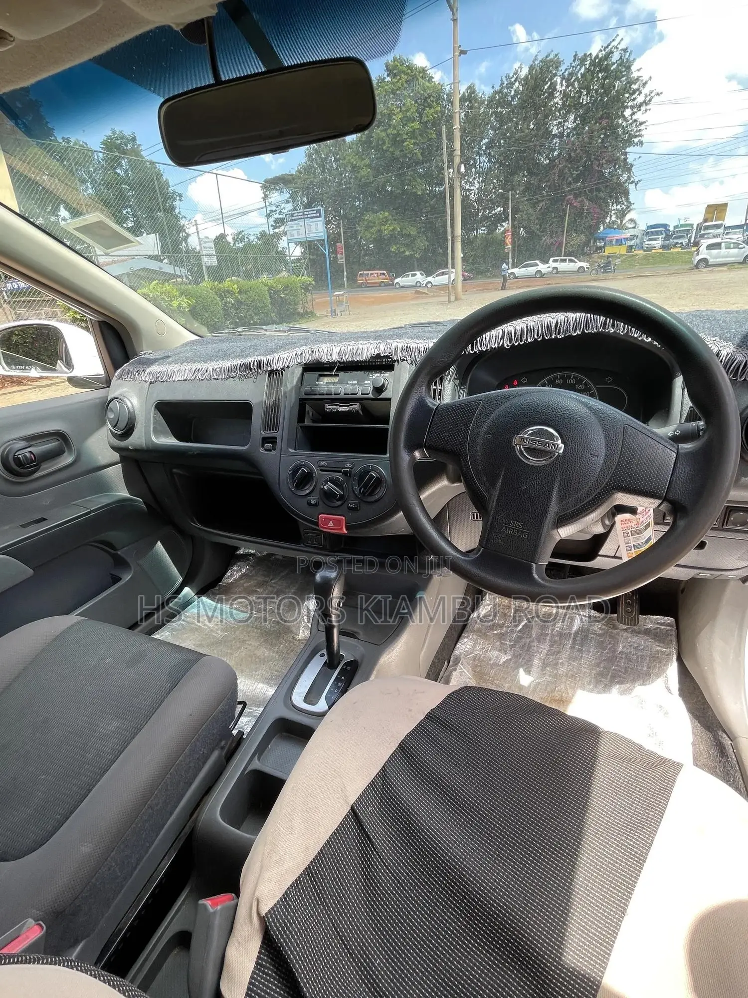 Nissan Advan 2014 White