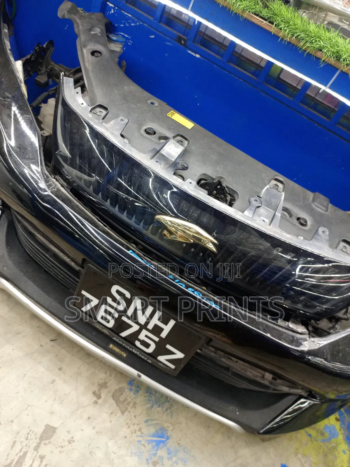 Excellent Quality Ex Japan Toyota Harrier 2014 Nosecut Available