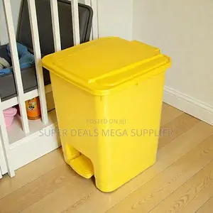 Quality Ensured 30 Litres Hard Plastic Step Pedal Waste Garbage Bin