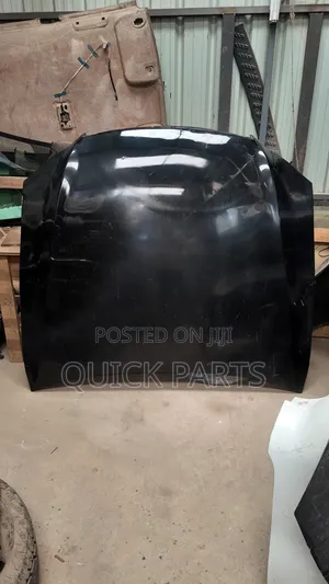 Toyota Crown Aws210 Bonnet