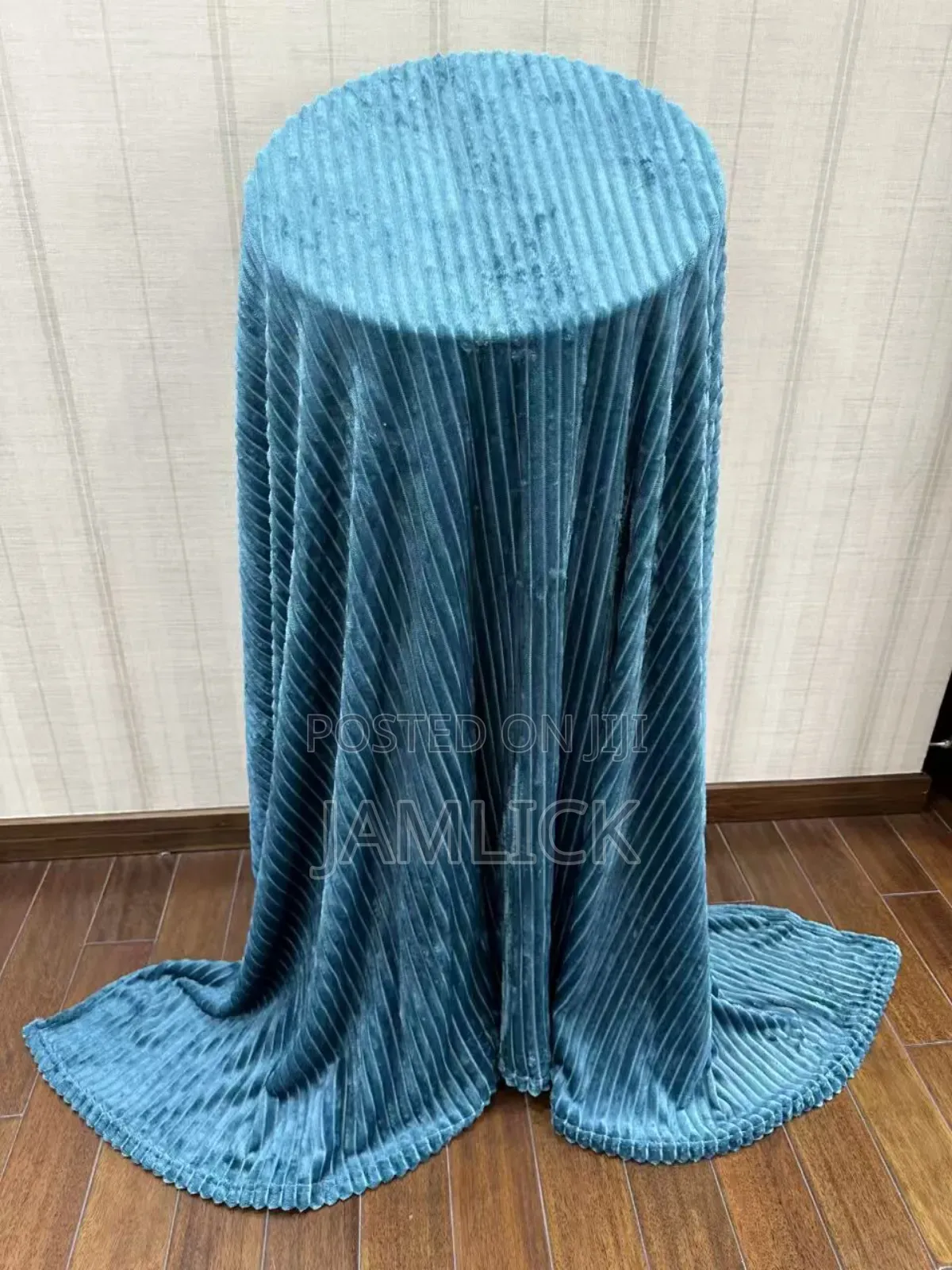 Sherman Plain Velvet Throw Blanket –Tr