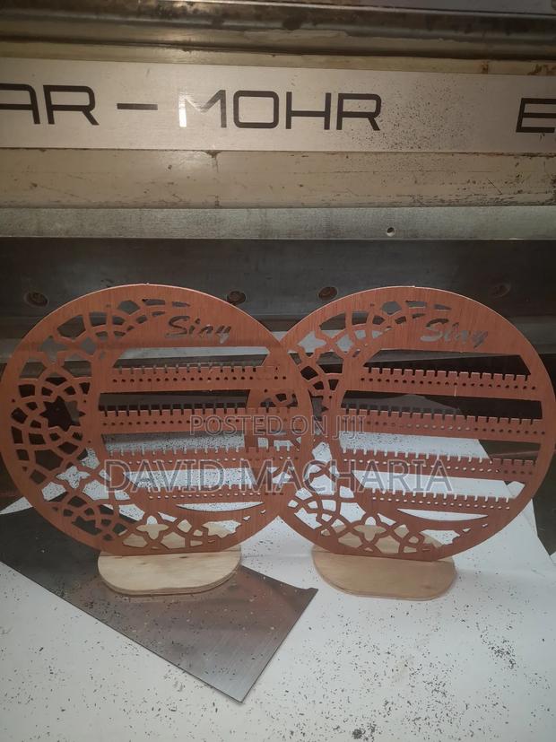 Jewellery Stand - main view