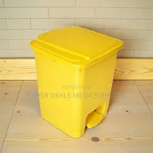 User Friendly 30l Hard Plastic Step Pedal Garbage Bin for Offices Use
