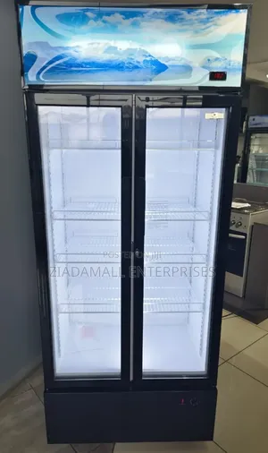 High-Capacity 568l Tlac Double Door Showcase Refrigerator