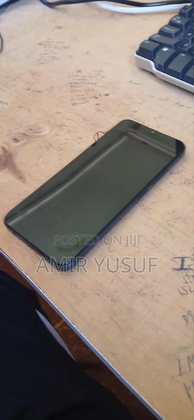 Realme C30s 64 GB Black - thumbnail 4