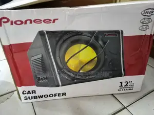 Pioneer Subwoofer 3500w.