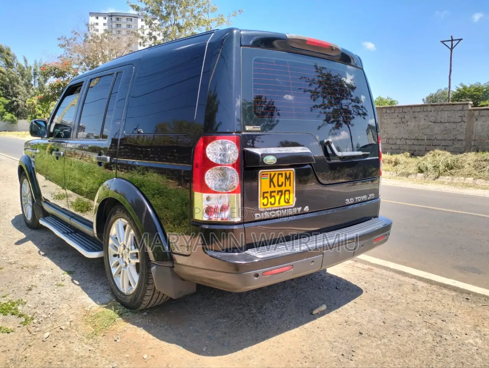 Land Rover Discovery 2010 Black
