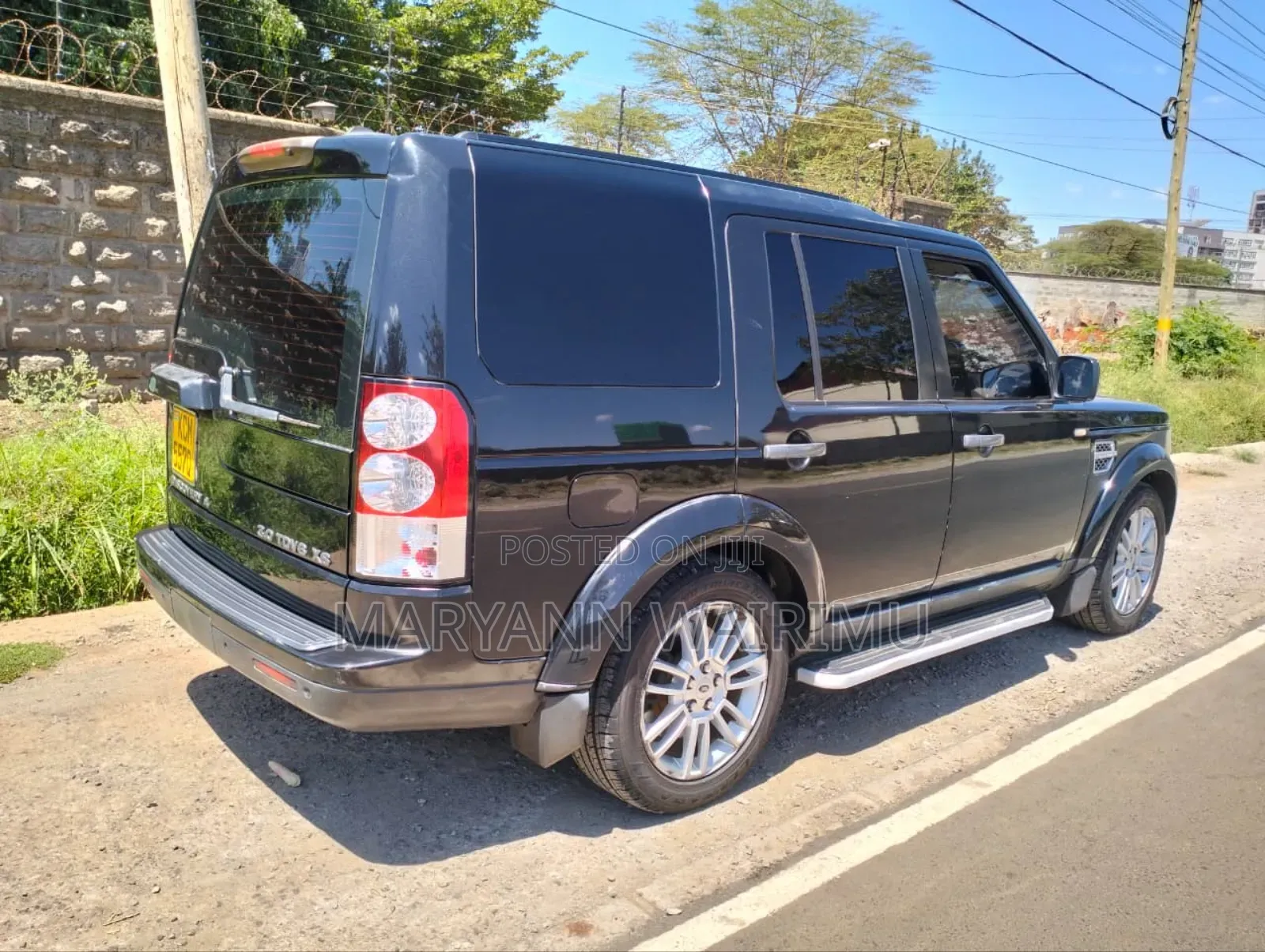 Land Rover Discovery 2010 Black
