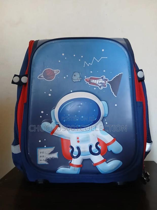 Schoolbags - thumbnail 4