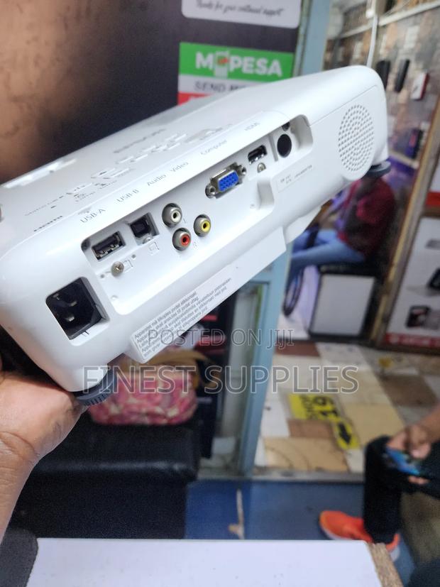 Epson Ebs-41 Projector - thumbnail 3