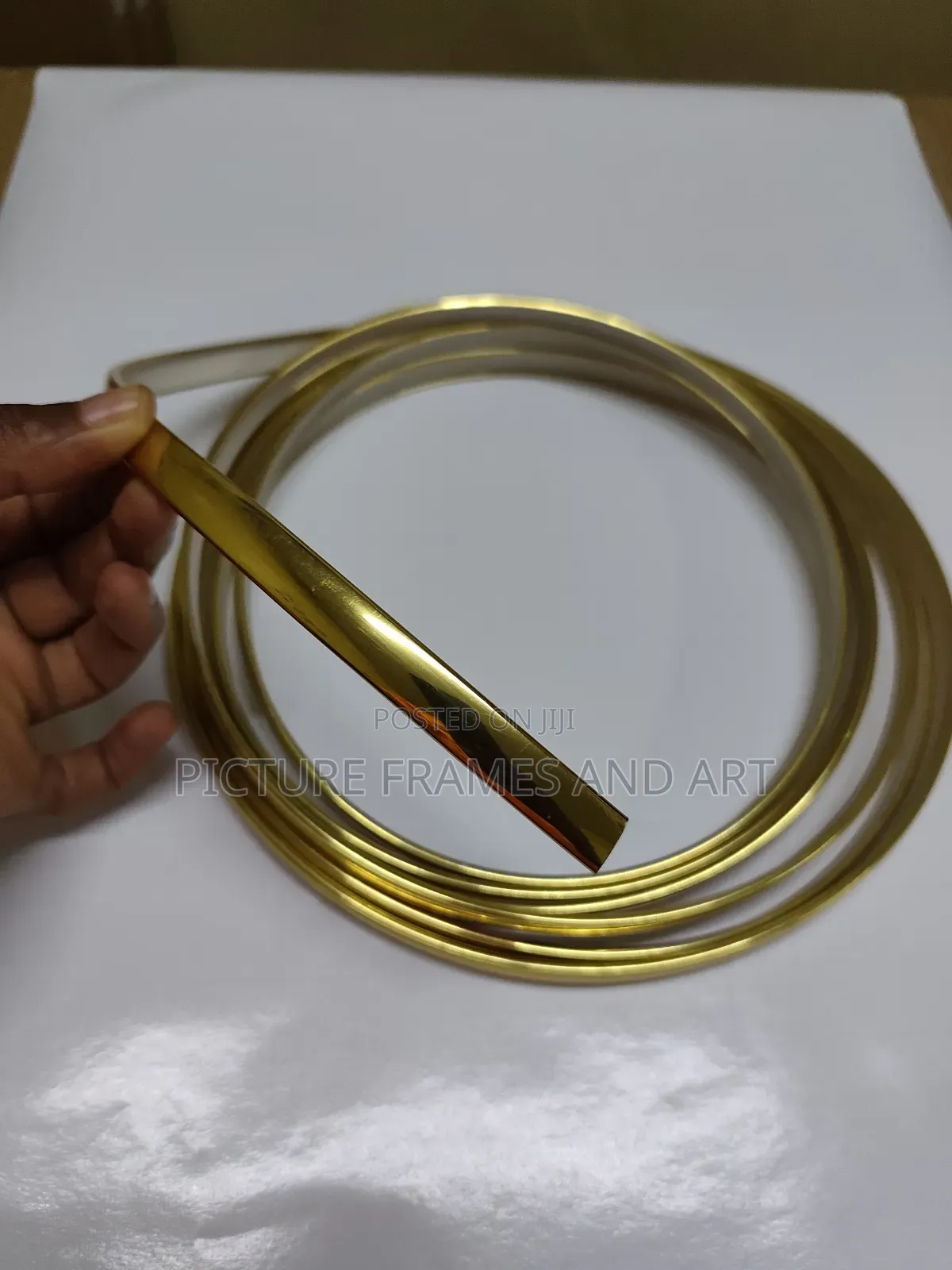 50metres Roll Photo Mount Gold U-Ring Lipping Strip