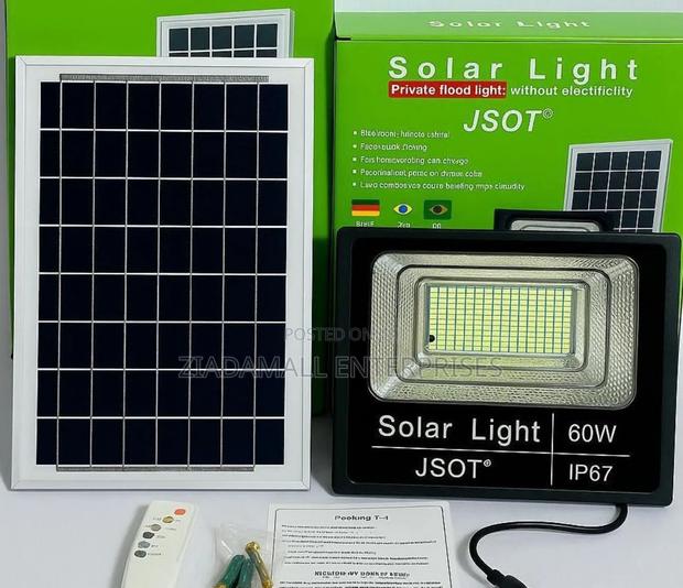Us-60 Watt Solar Flood Light for Outdoor Security Area Lighting