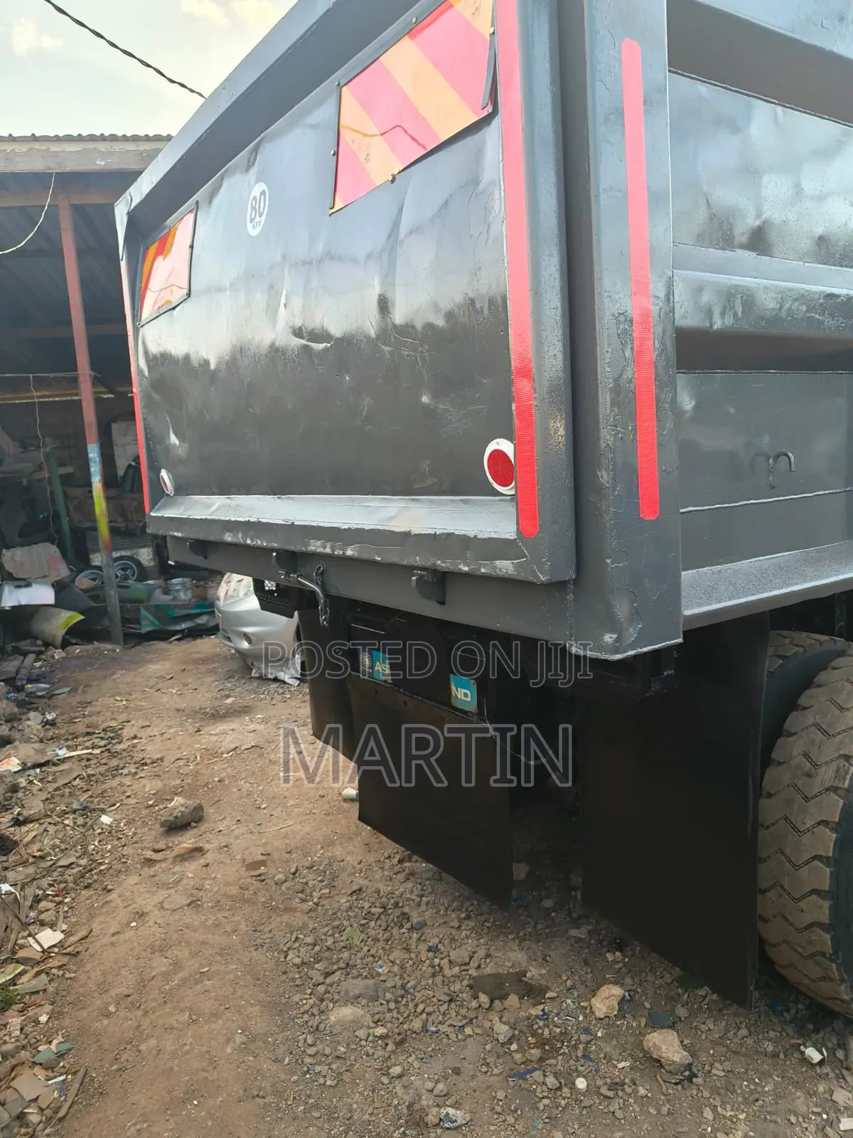 Ashok Tipper 2015 White