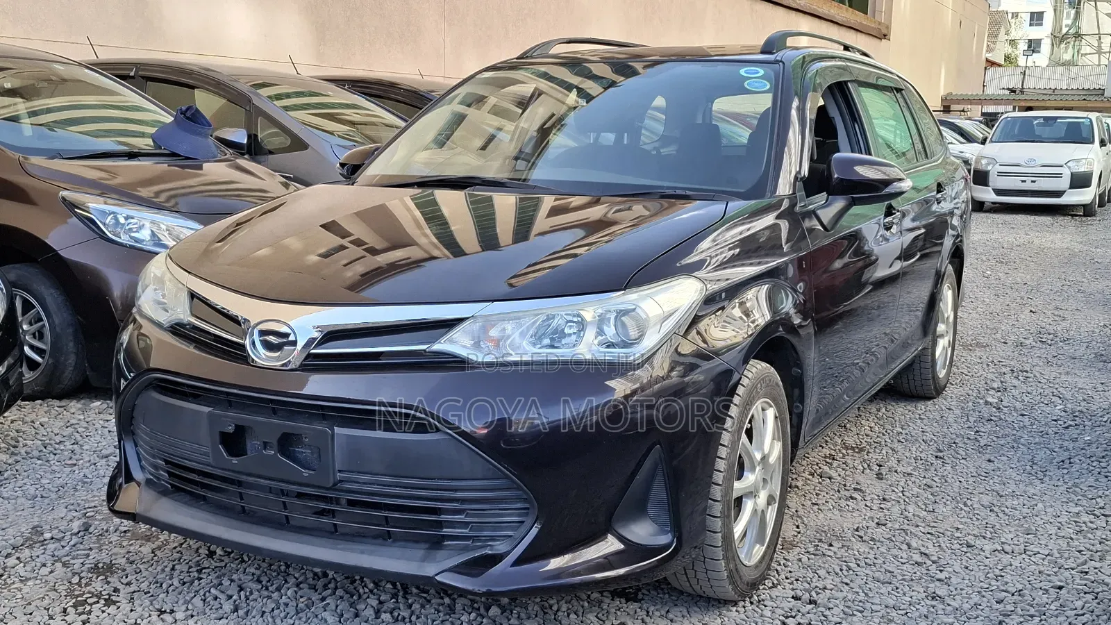 Toyota Corolla Fielder 2018 Burgundy