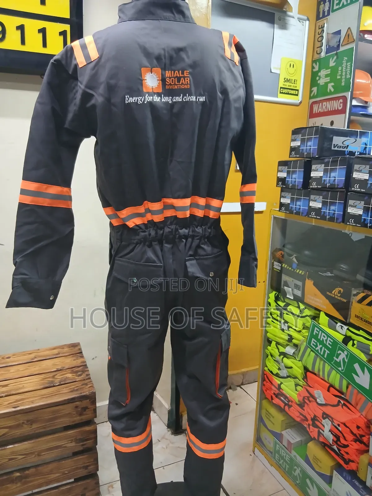 Discreet Overall for Team